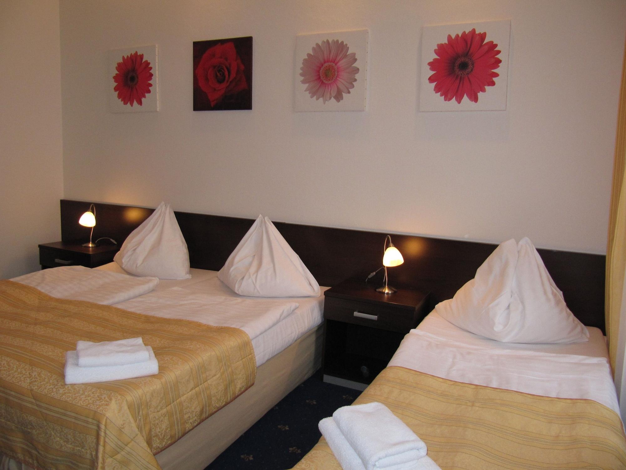 Royal Plaza Hotel Prague Luaran gambar
