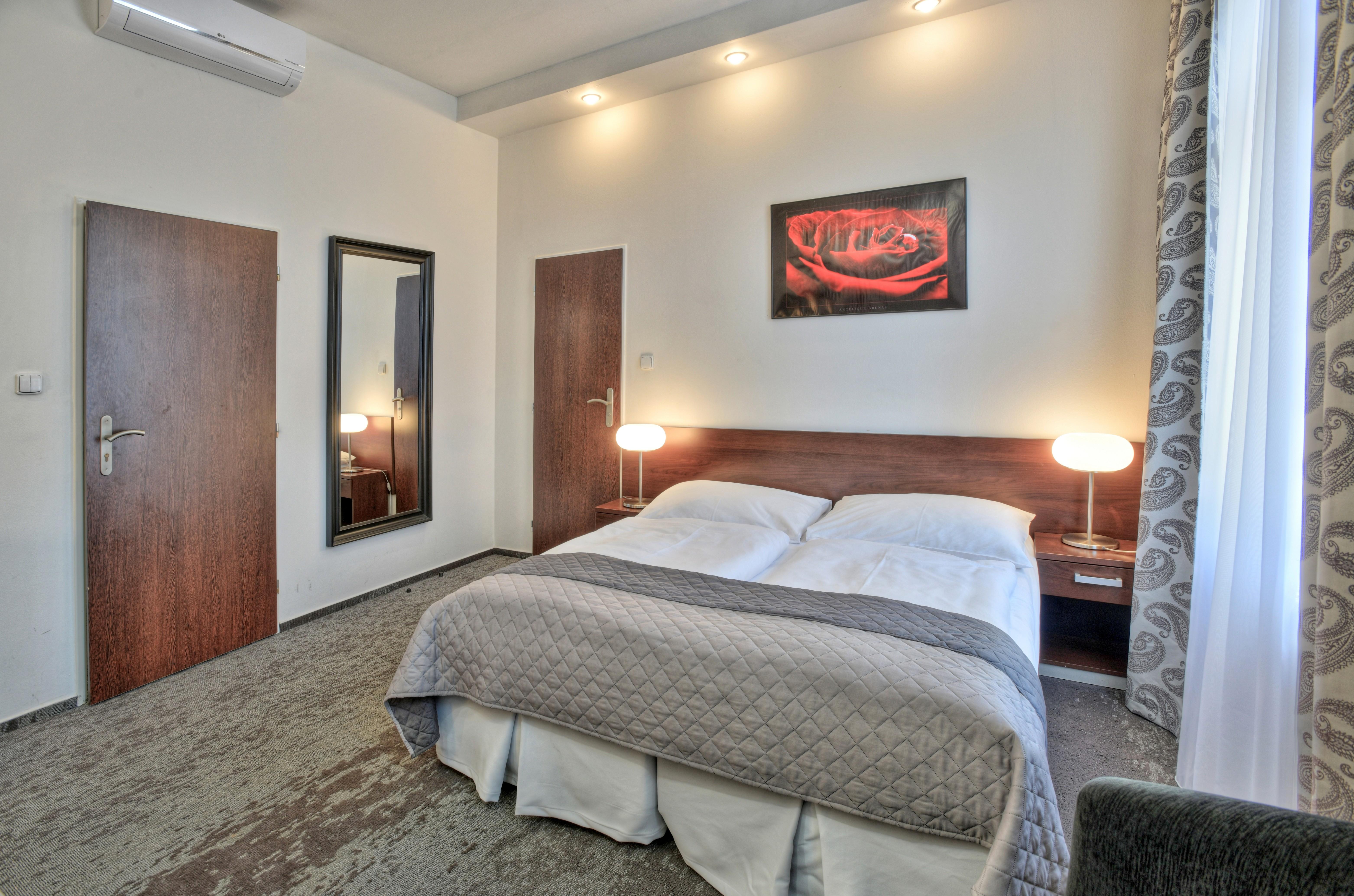 Royal Plaza Hotel Prague Luaran gambar
