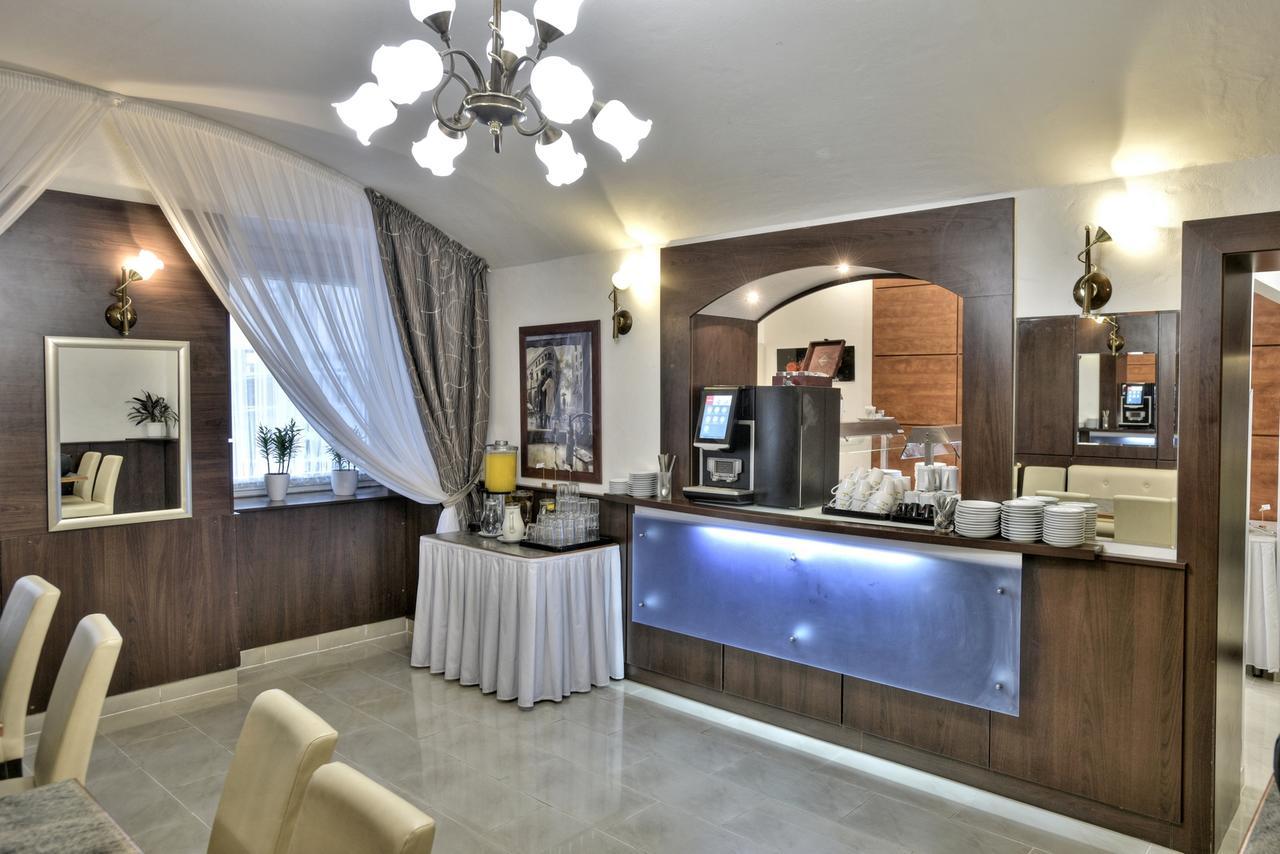 Royal Plaza Hotel Prague Luaran gambar