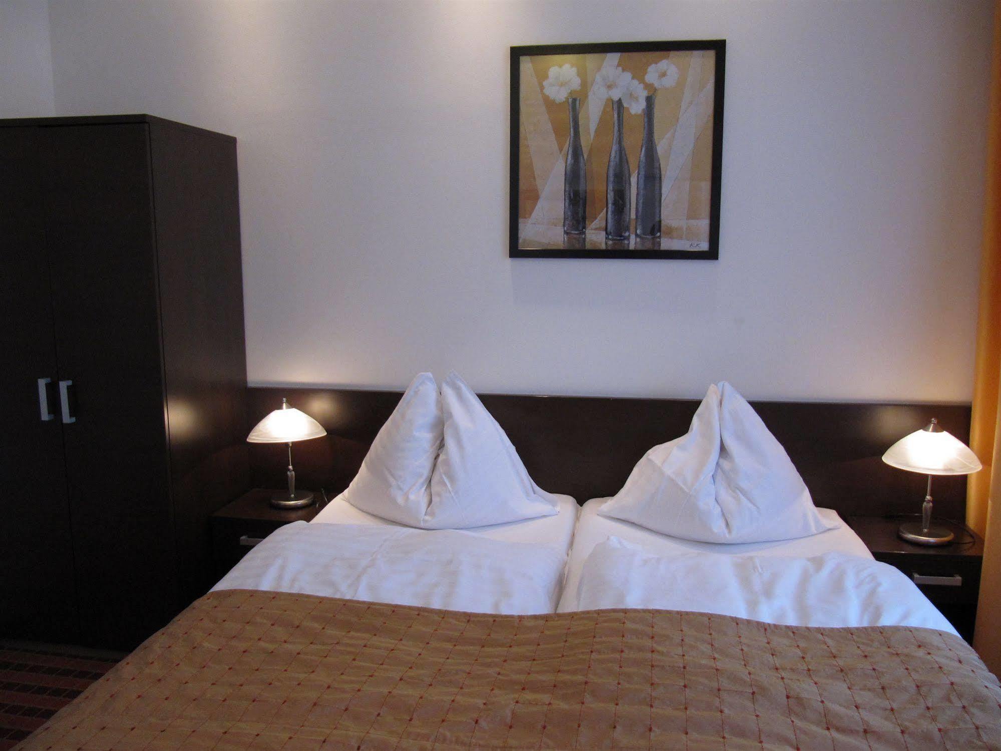 Royal Plaza Hotel Prague Luaran gambar